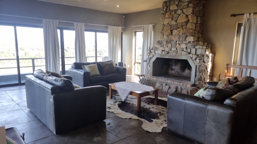 6 Bedroom Property for Sale in Merryhill Eastern Cape
